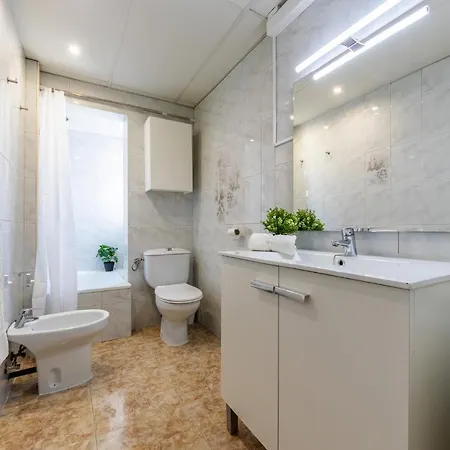 Amplio Piso En El Centro דירה טראגונה